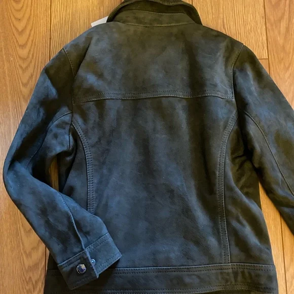 Boys jacket brand new in olive suede color - Picture 3 of 3